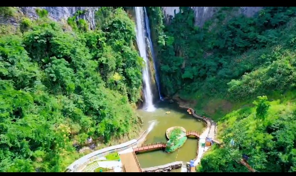 滴水涯